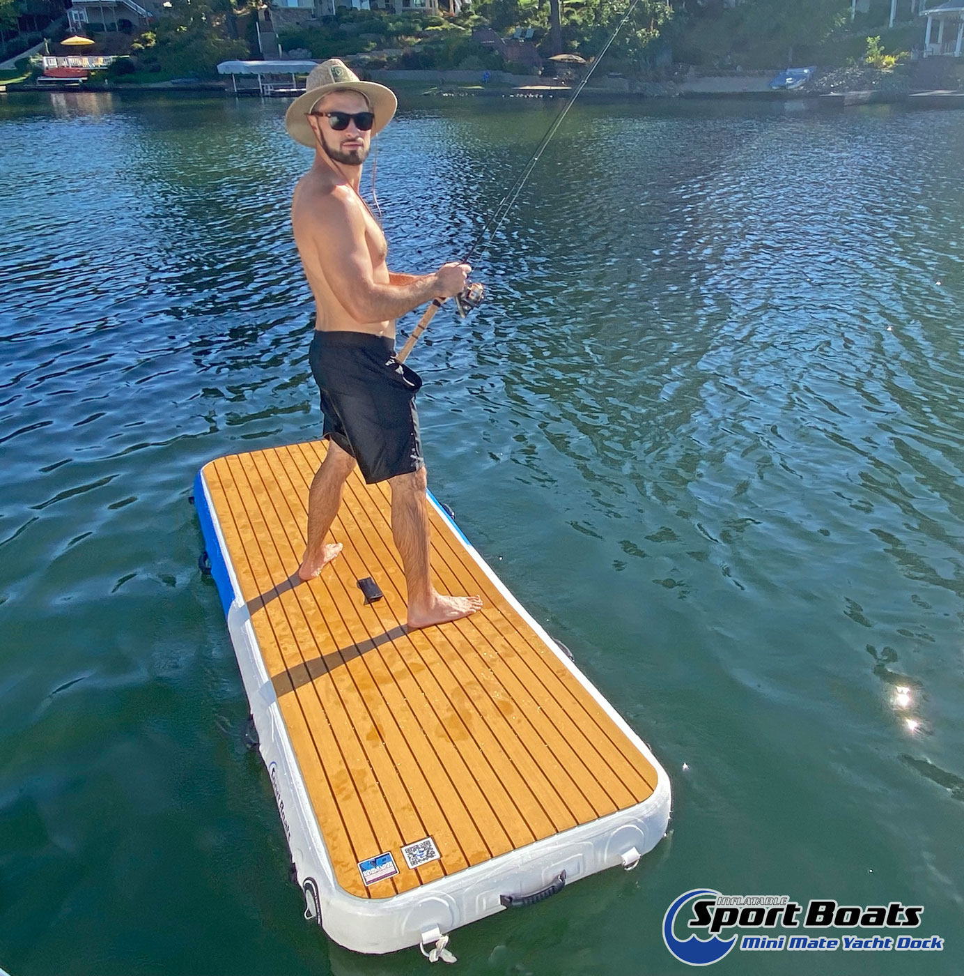 mini mate yacht dock water platform